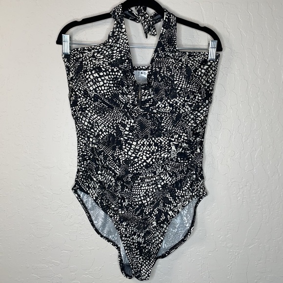 Calvin Klein Other - || CALVIN KLEIN || animal print bathing suit